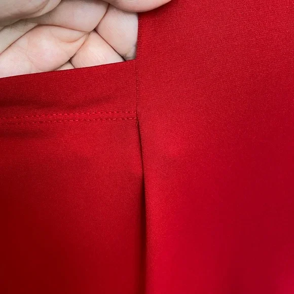 Kasper Red Sleeveless Blouse - Picture 3 of 7